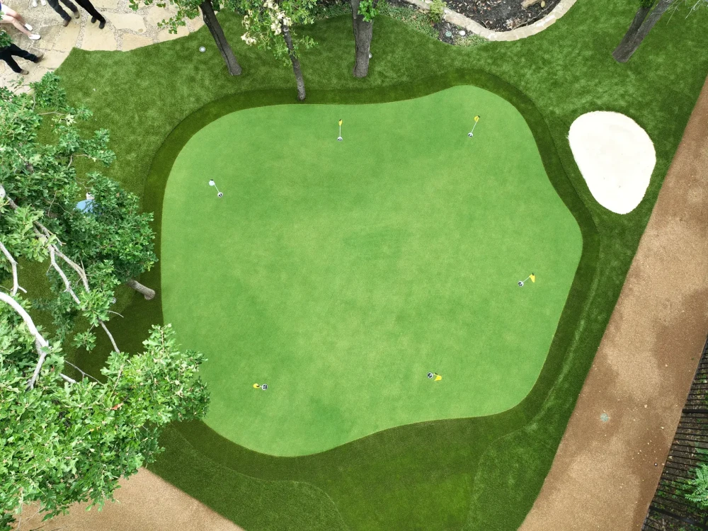 Professional Golf Turf Delivering Consistent Roll